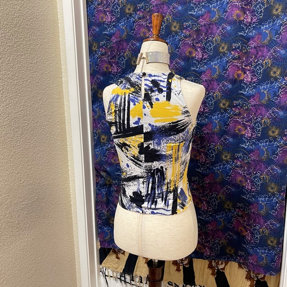 🌈 Lovely artistic crop top - Picture 8 of 11